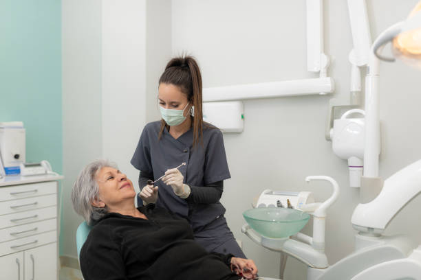 Best Emergency Tooth Extraction in Villa Ridge, MO